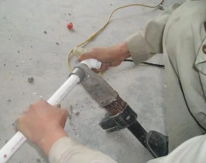 石门漏水维修电话